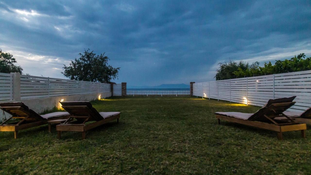 Terracotta Beach House Lefkimmi  Zewnętrze zdjęcie